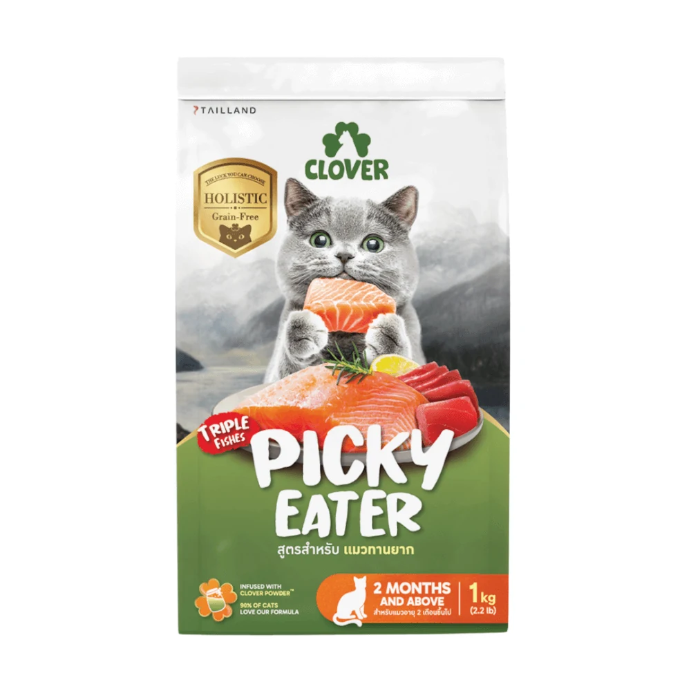 Clover Picky Eater Triple Fishes grain-free dry cat food 1 kg bag on white